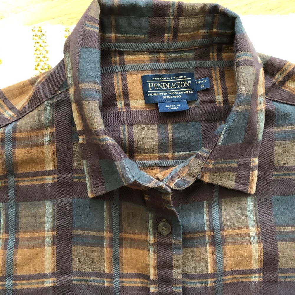 Pendleton Plaid Light Weight Button Down Sp - image 3